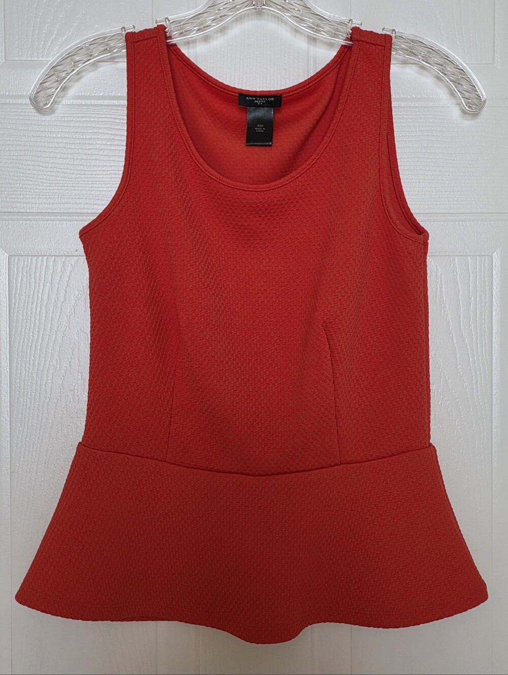 Ann Taylor Petite Textured Peplum Sleeveless Top, Red, XS